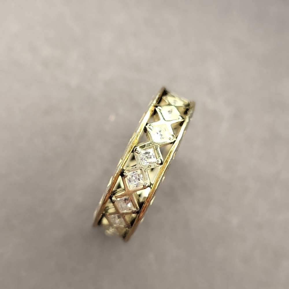 Two-Tone Crystal Band - Picture 3 of 7